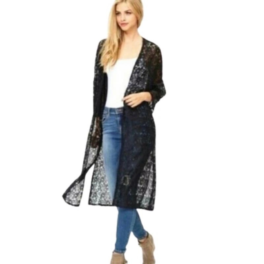 NWT LuLaRoe Shirley Black Lace Kimono Medium